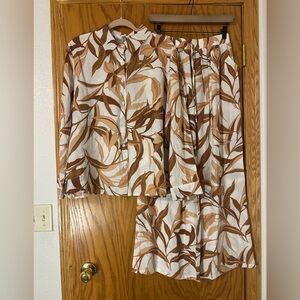 Nikky Leaf Print Brown and Cream Set - NWT - Size M (oversized)